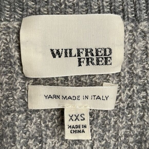 WILFRED Free Aritzia 100% Wool From Italy Crew Neck High-Low Sweater Size XXS - Picture 8 of 10